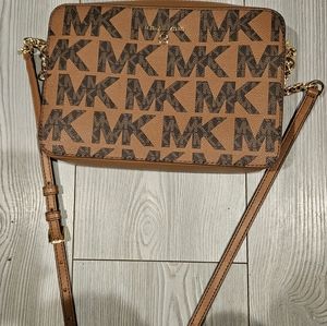 Michael Kors crossbody
